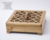 تصویر  اردوخوری چوبی طرح گرهچینی